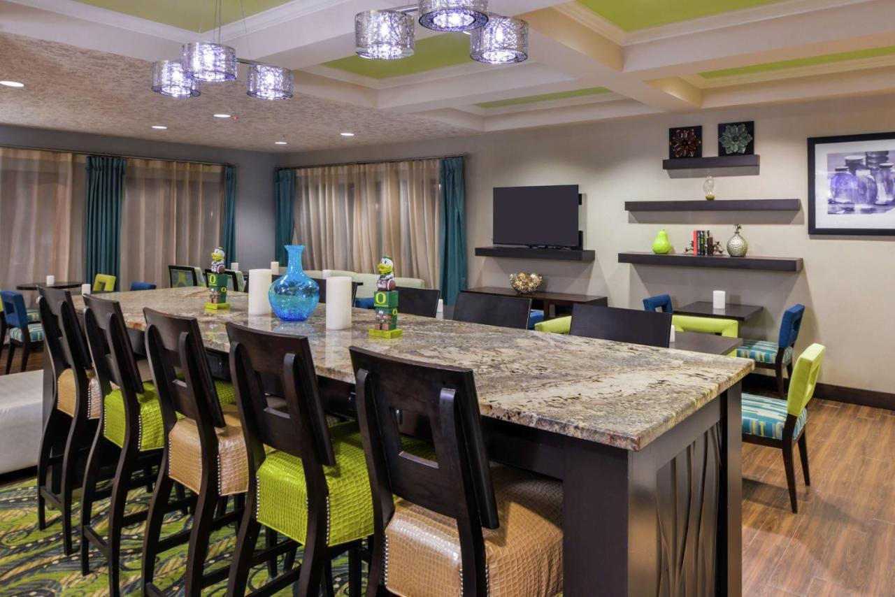 Hampton Inn יוג'ין מראה חיצוני תמונה