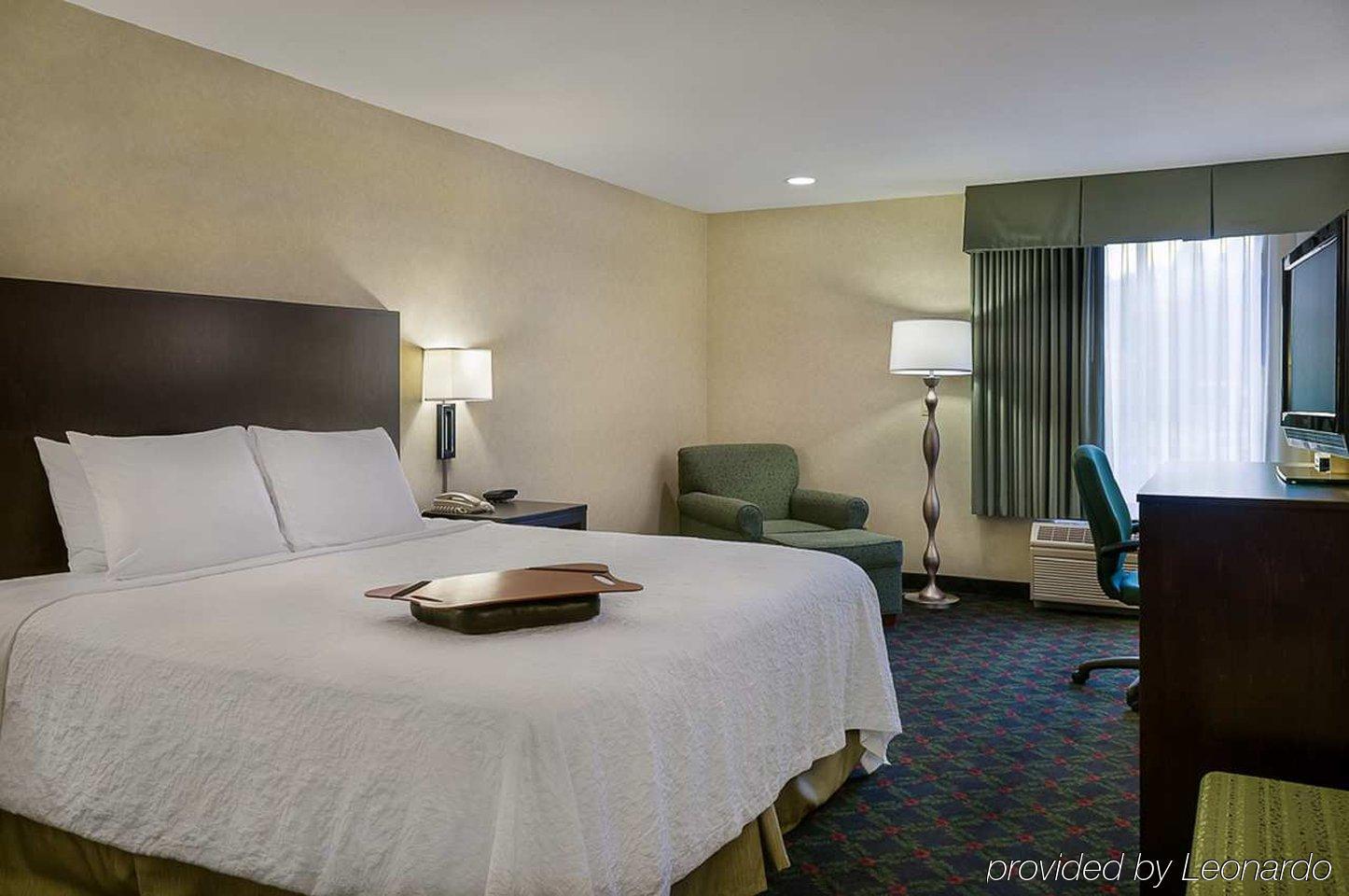 Hampton Inn יוג'ין מראה חיצוני תמונה