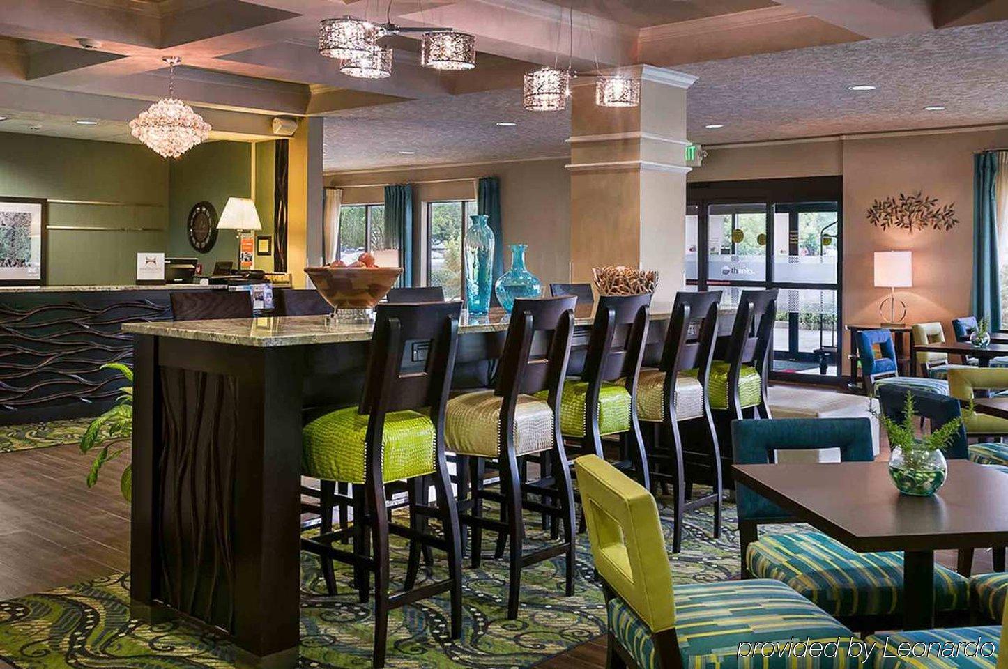 Hampton Inn יוג'ין מראה חיצוני תמונה