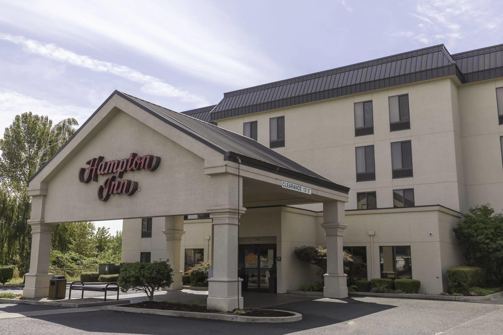 Hampton Inn יוג'ין מראה חיצוני תמונה