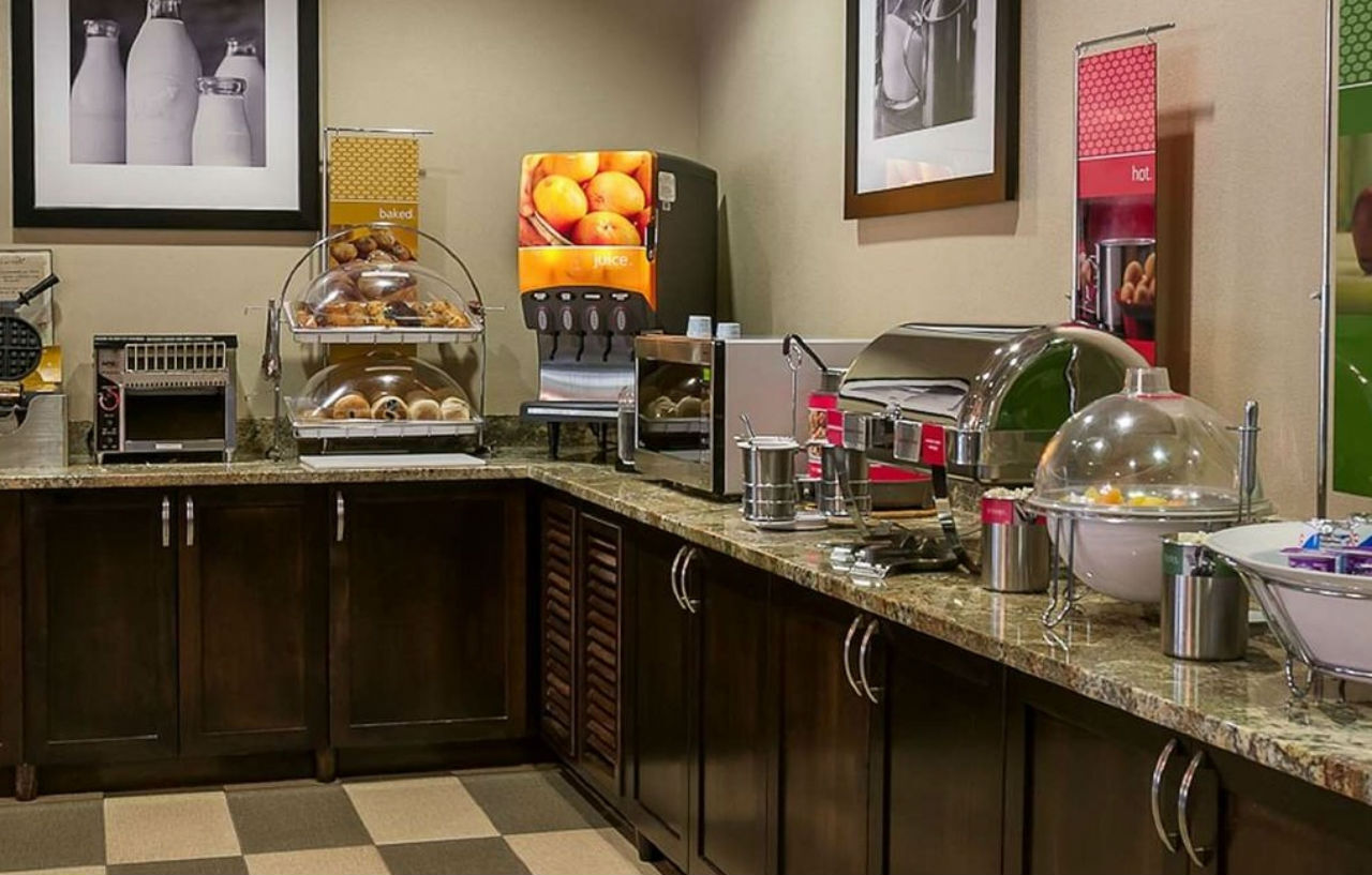 Hampton Inn יוג'ין מראה חיצוני תמונה